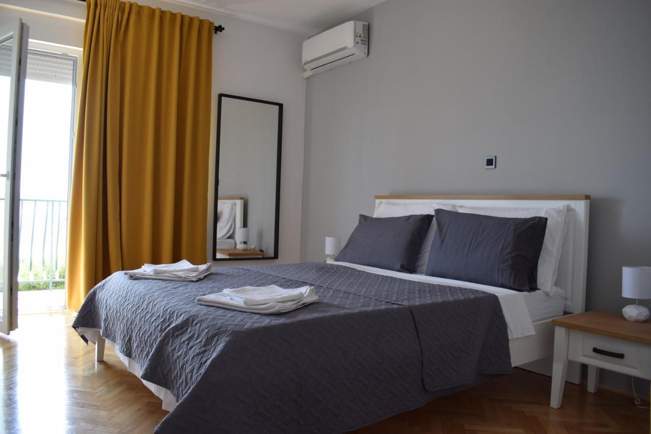 Apartman Oneum Omiš Buitenkant foto