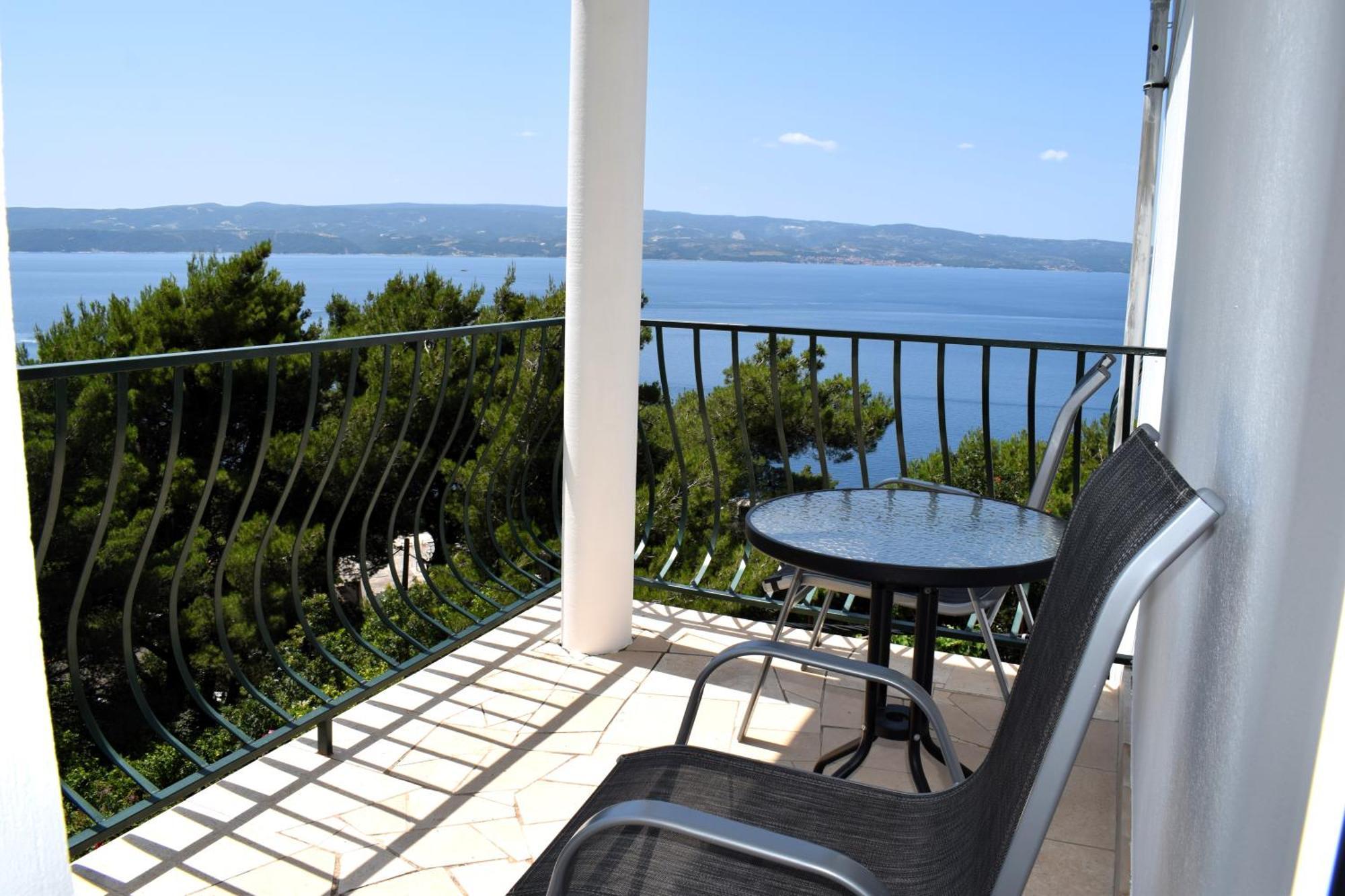 Apartman Oneum Omiš Buitenkant foto